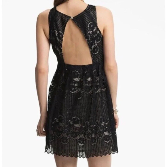 Free People Cocktail Dress Rocco Open Back Black Floral Lace Sleeveless Size 0 - Picture 2 of 14